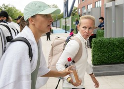 Kto rządzi w teamie Igi Świątek? "Czy komuś się to podoba, czy nie, gwiazdą jest Daria Abramowicz"