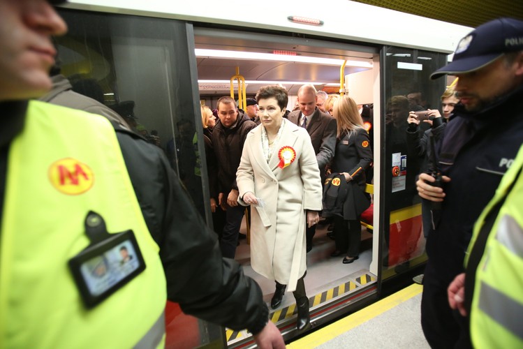WARSZAWSKIE METRO. Otwarcie II linii łączącej Pragę z Wolą