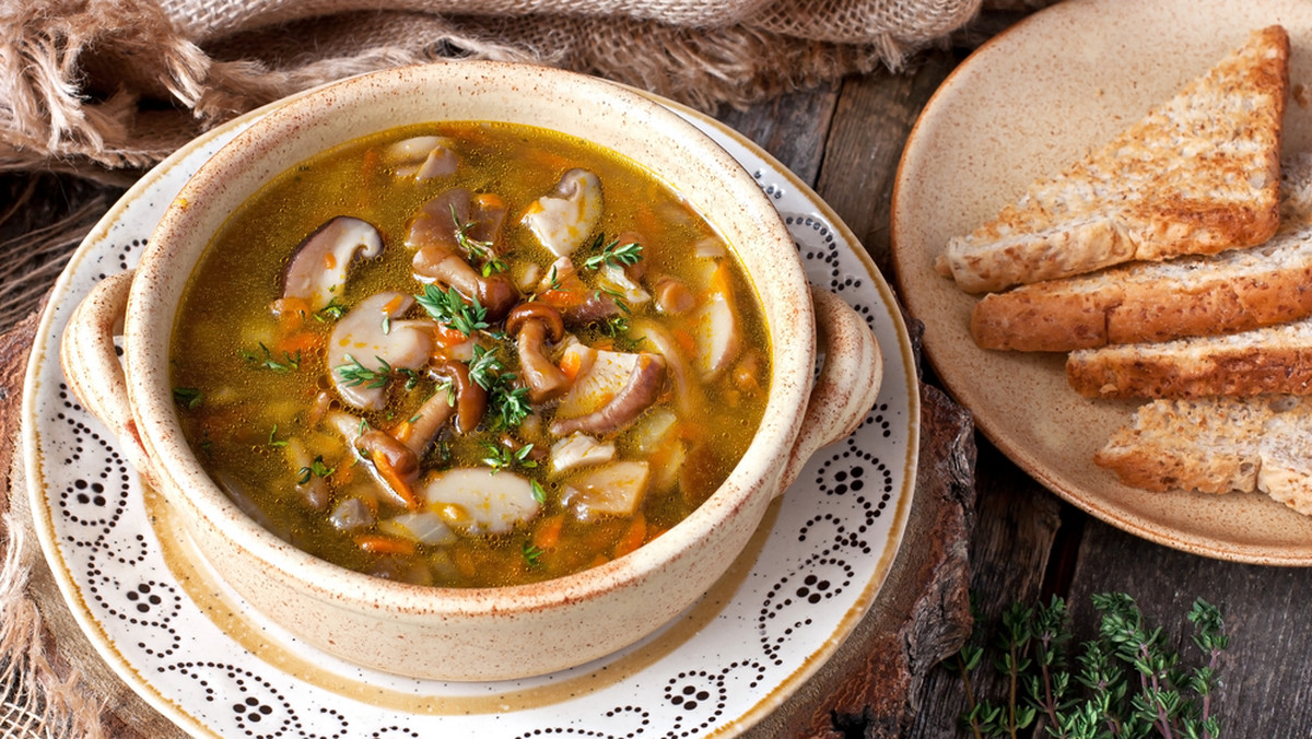 Staropolska wigilijna zupa grzybowa. Błyskawiczny przepis
