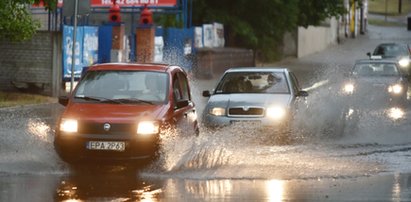 Piorun zabił mężczyznę! Zabójcza nawałnica w centralnej Polsce