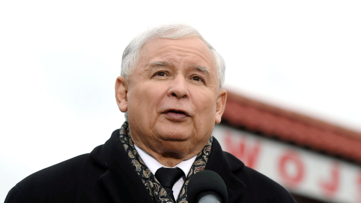 PiS zawsze był za zrównoważonym rozwojem, wyrównywaniem poziomu poszczególnych części kraju – powiedział prezes Jarosław Kaczyński w Chełmie (Lubelskie). Dodał, że PiS ma program przewidujący przeznaczenie biliona złotych na inwestycje i podniesienie płac.