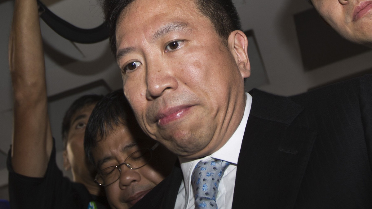 53-letni Peter Chan, były kochanek chińskiej miliarderki Niny Wang, która zmarła w 2007 roku, został skazany na 12 lat więzienia za to, że sfałszował jej testament i przywłaszczył sobie miliony dolarów - informuje theglobeandmail.com.