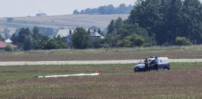 Śmierć paralotniarza w Legnicy. Zahaczył o pylon