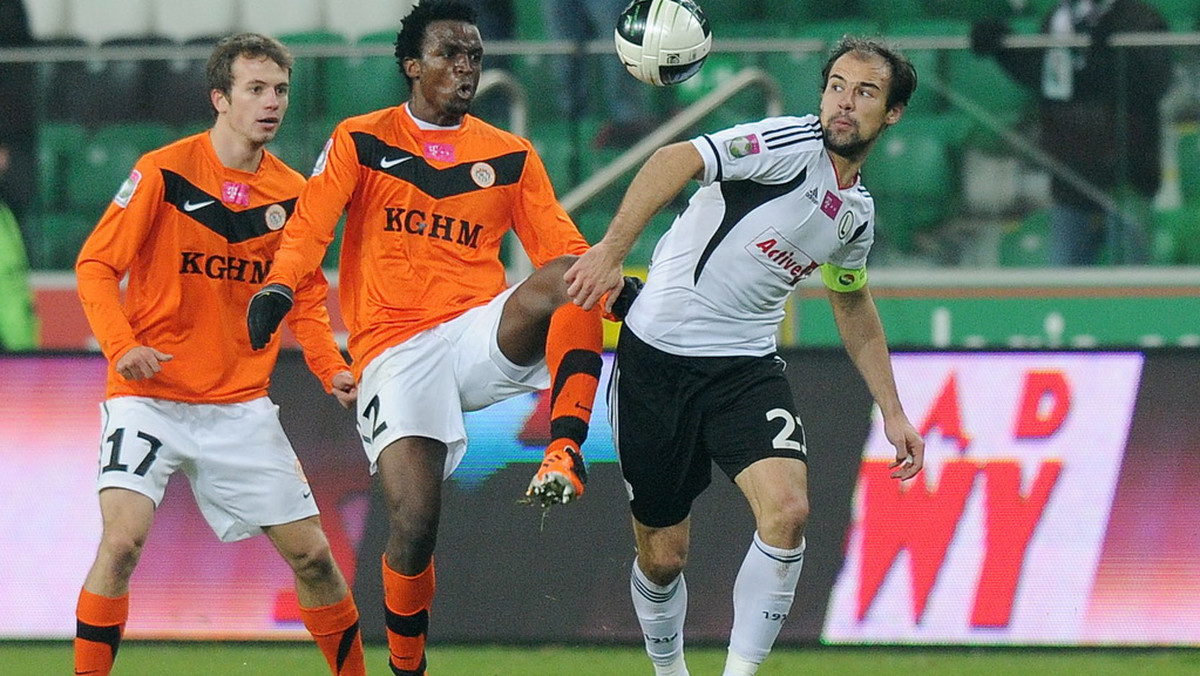 Podczas zwycięskiego spotkania z Zagłębiem Lubin urazów doznało dwóch zawodników Legii. Z powodu kontuzji boisko przedwcześnie musieli opuścić Ivica Vrdoljak oraz Michał Żyro.