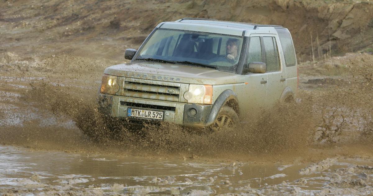Land Rover Discovery 3 - Solidny Terenowiec