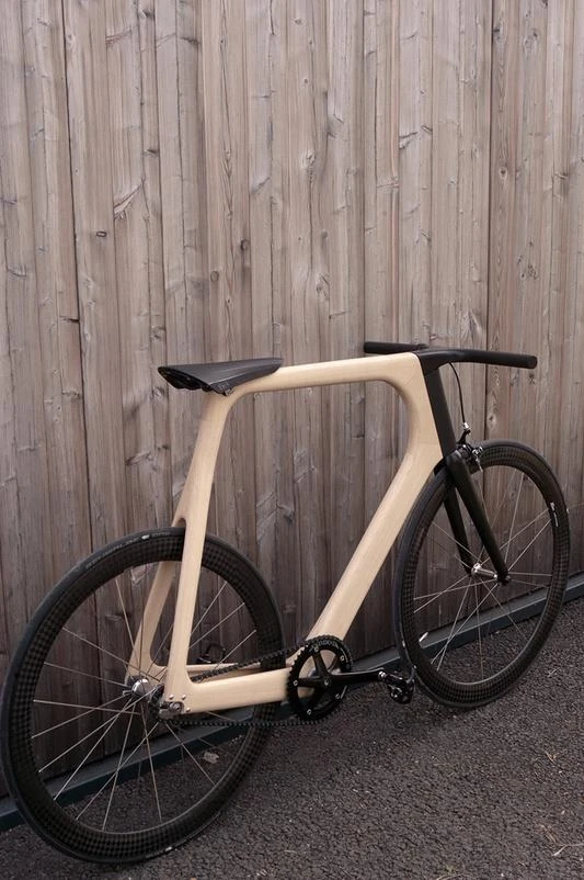 Arvak Bicycle - stylowy rower z drewna jesionu