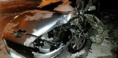 Wóz straży pożarnej staranował auto!