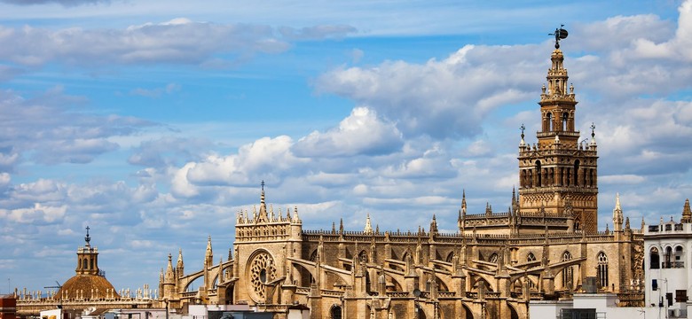 Najszczęśliwsi ludzie żyją w tym europejskim mieście. Ta perła zachwyca architekturą i blaskiem słońca