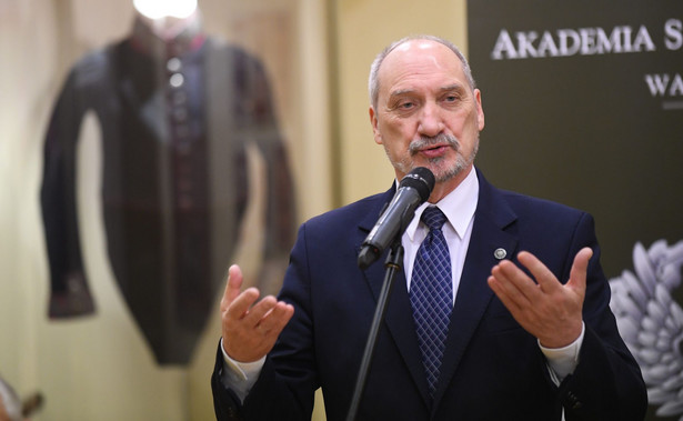 Macierewicz: My po prostu wydobywamy prawdę spod zwałów kłamstwa, oszustwa, dezinformacji