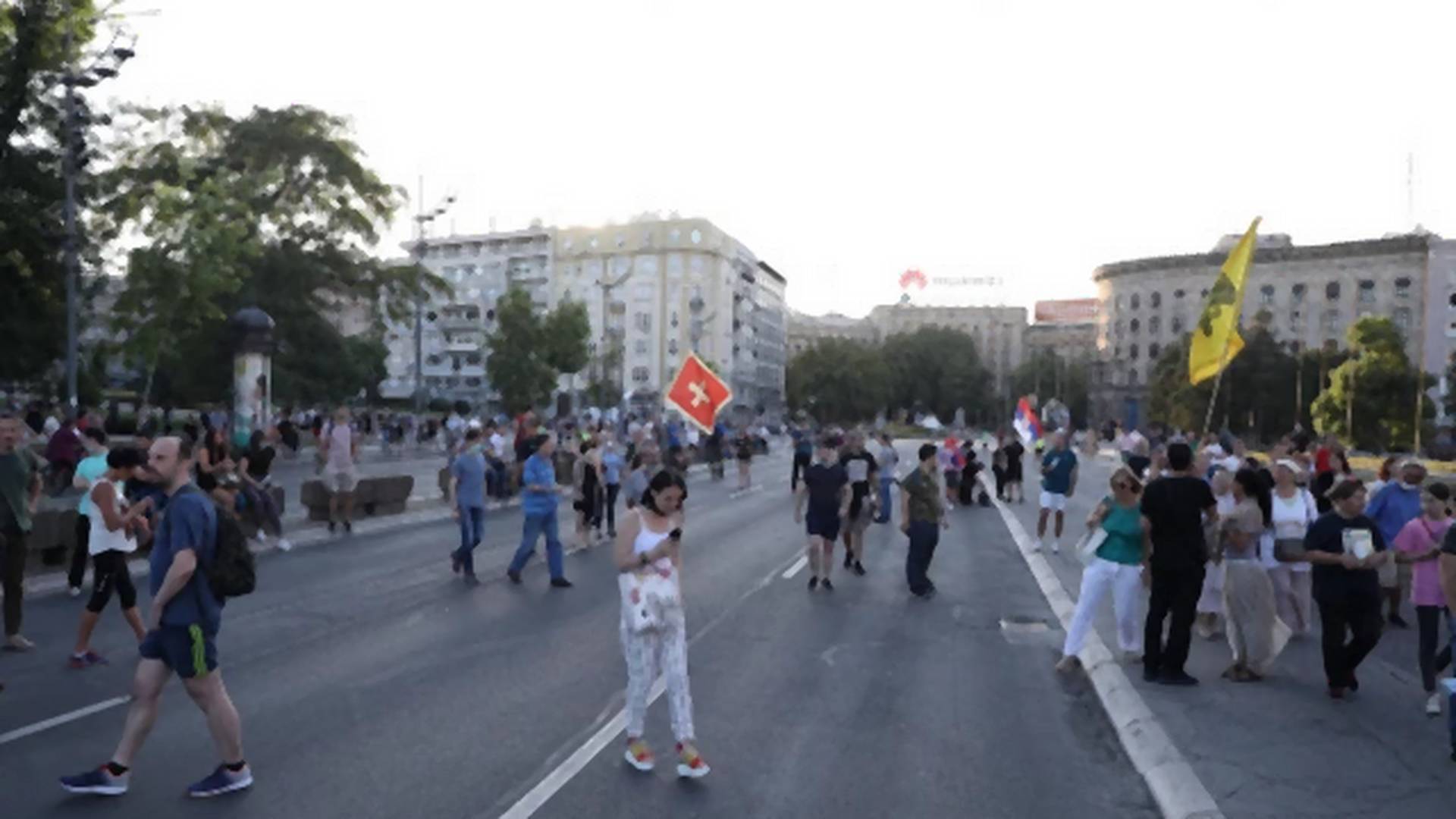 U Beogradu na protestu ponovo incident, koji su izazvali ekstremisti! Evo kako je u Novom Sadu, Subotici i Nišu