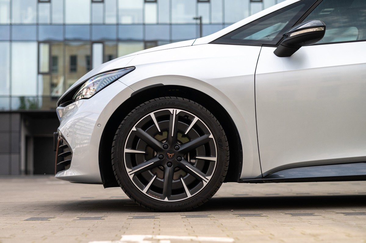 Cupra Born