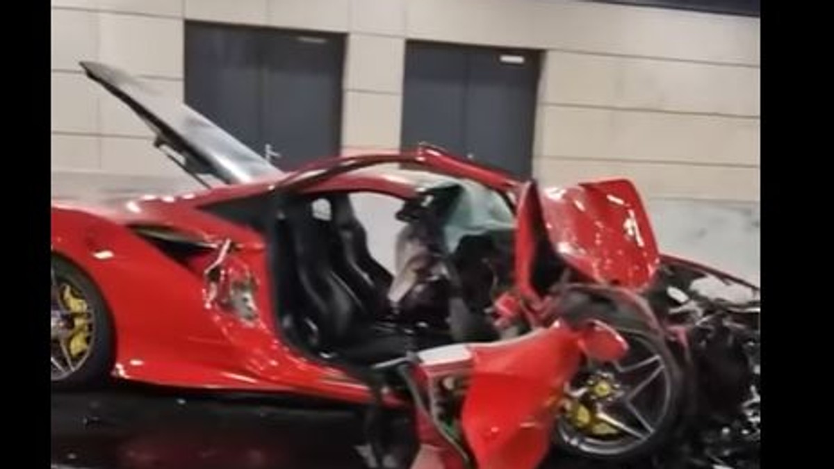Hrvat uništio Ferari od 300.000 evra u tunelu Luj II poznate po stazi ...