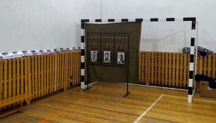 Zabawy rosyjskich patriotów". Szkoła zorganizowała konkurs strzelania do podobizn prezydentów