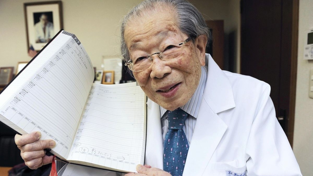 Un medic japonez celebru a trăit 105 ani și a respectat 7 reguli pentru o viață lungă. Una era esențială