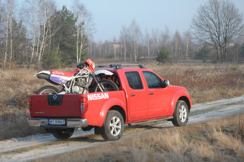 Nissan Navara 2.5d LE - Pikap wielozadaniowy