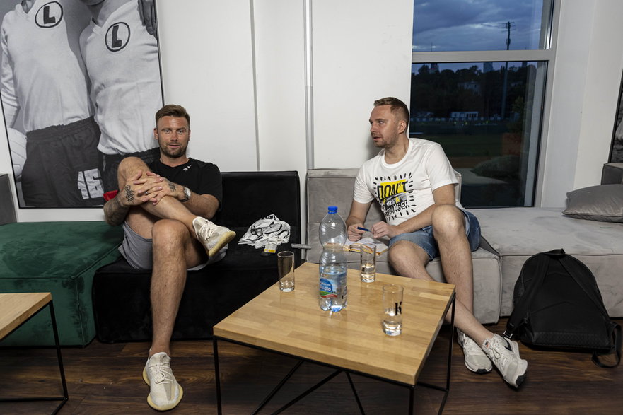 Artur Boruc w trakcie rozmowy z dziennikarzem Przeglądu Sportowego - Łukaszem Olkowiczem.