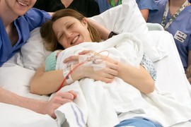 "Sestra mi je DONIRALA MATERICU i sada držim SVOJE ČUDO U RUKAMA! Mislila sam da se ovo nikada neće desiti"