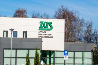 Jak obliczyć składki za pracownika na urlopie wychowawczym