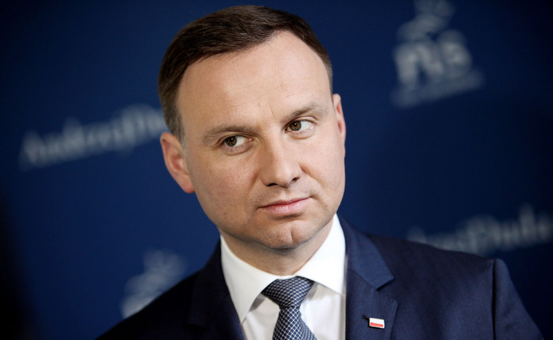 W Biurze Bezpieczeństwa Narodowego odbyło się w piątek spotkanie prezydenta Andrzeja Dudy z szefem MON Antonim Macierewiczem i kierownictwem ministerstwa.