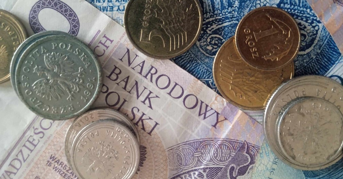 Spór o waloryzację świadczeń za prace społecznie użyteczne. Jest stanowisko resortu pracy