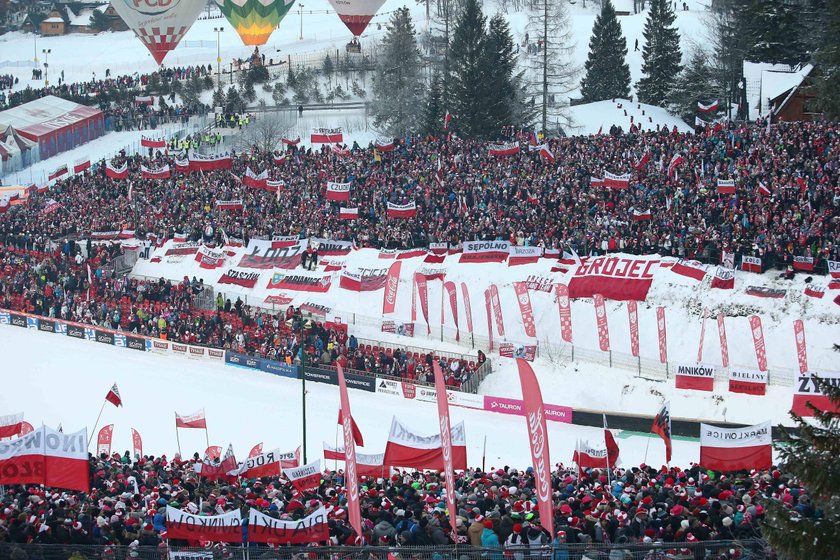 W 1980 roku w pierwszym konkursie na Średniej Krokwi triumfował Stanisław Bobak 