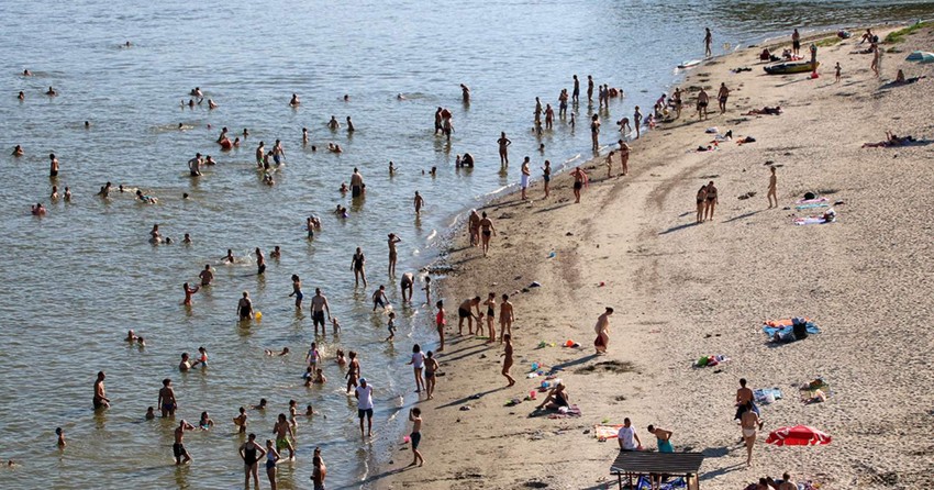 Sprudovi na novosadskoj plaži Štrand