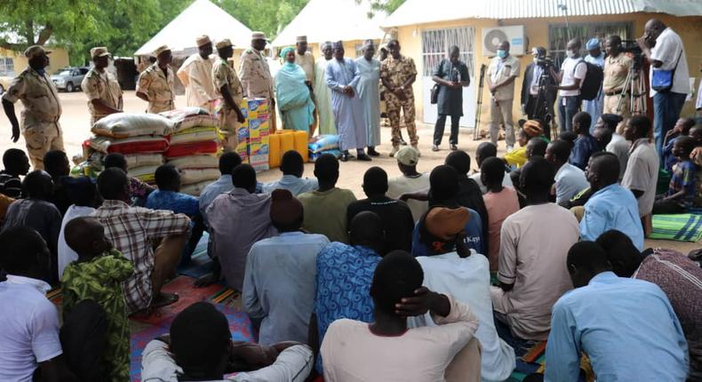 Borno receives 94 rescued Boko Haram captives from MNJTF. [Twitter/@ProfZulum]