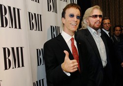 Robin Gibb jednak pokonał raka