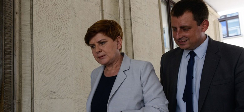 Ponad milion zł dla byłych urzędników z kancelarii Szydło? Onet ujawnia faktury z akcji "Sprawiedliwe sądy"
