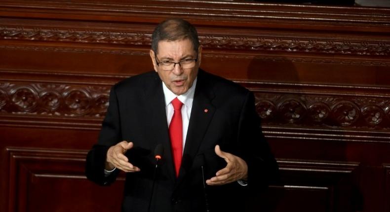 Tunisian Prime Minister Habib Essid delivers a speech at the Tunisian Parliament on July 30, 2016 in the capital Tunis 