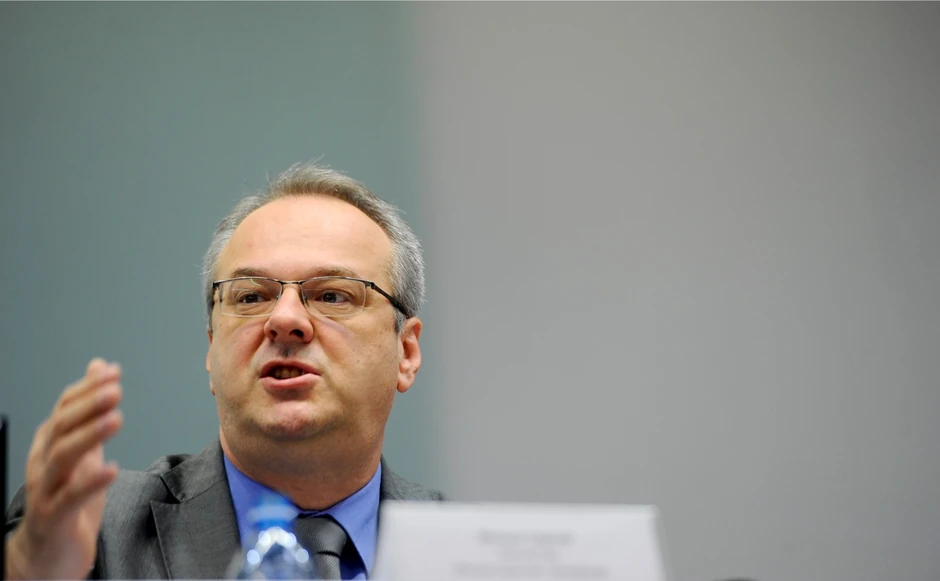 Ministar Željko Sertić