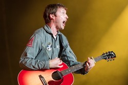 James Blunt we Wrocławiu niesiony na rękach fanów [ZDJĘCIA]