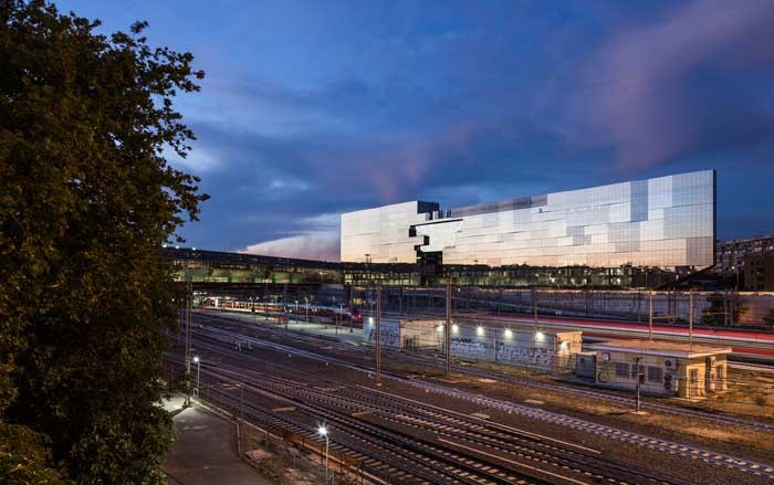 Pozostałe projekty, które zakwalifikowały się do finału konkursu MIPIM Awards 2017 w kategorii najlepsza inwestycja biurowa: nowa siedziba BNP Paribas Il Cielo di Roma w Rzymie, zaprojektowana przez architektów z 5+1AA Alfonso Femia Gianluca Peluffo.