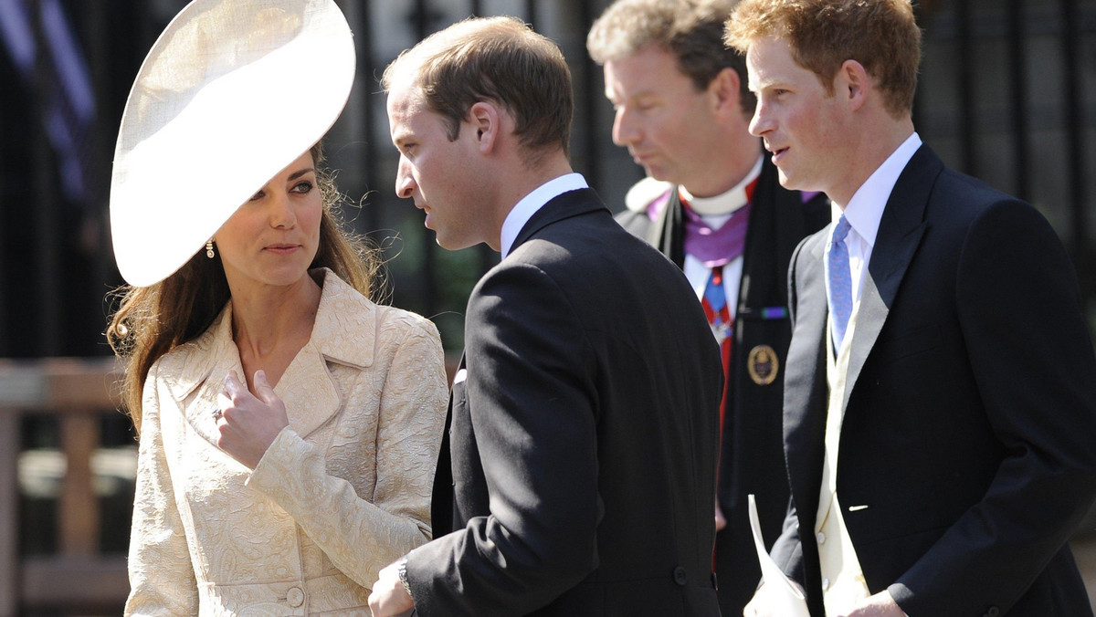Wnuk Elżbiety II książę William zostanie skierowany w lutym 2012 r. na 6 tygodni na Falklandy, gdzie będzie pilotem śmigłowca ratunkowego - donosi w czwartek telewizja Sky, powołując się na dobrze poinformowane źródła.