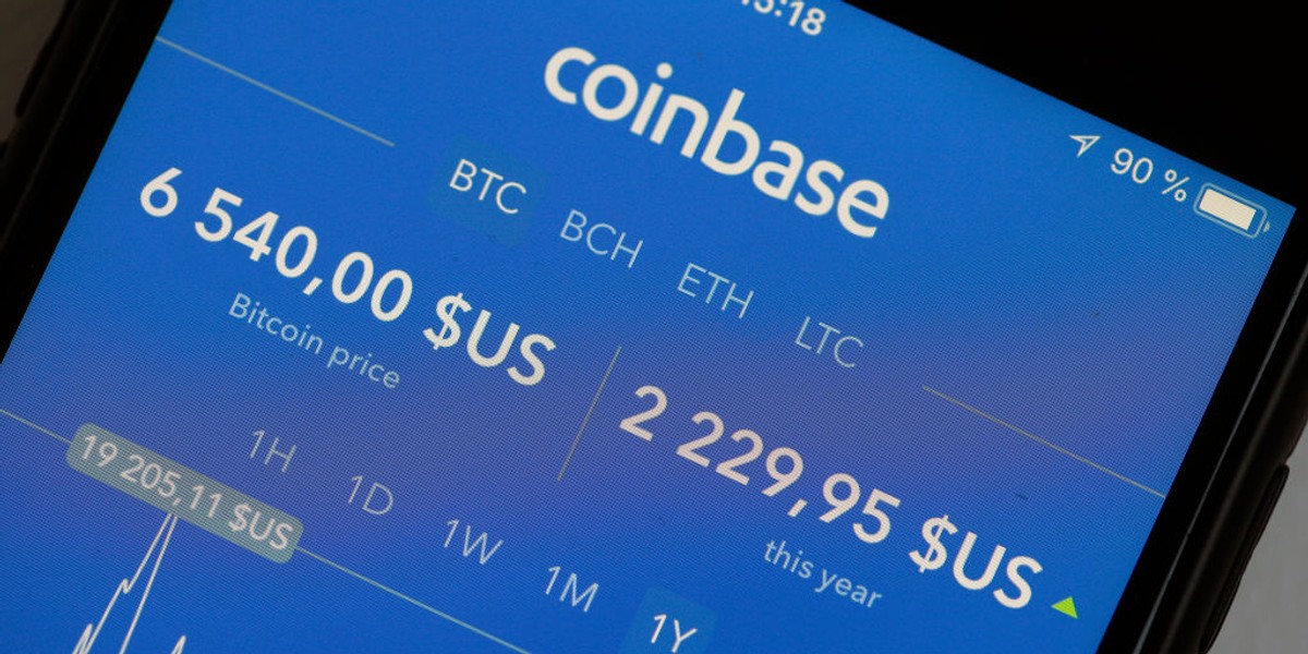 Coinbase to jedna z największych giełd kryptowalut na świecie. W lutym spółka kupiła firmę Neutrino powiązaną z włoską grupą hakerską, która sprzedawała oprogramowanie m.in. do Arabii Saudyjskiej