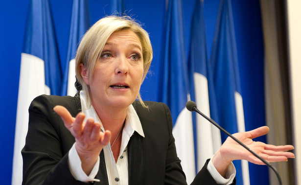 Marine Le Pen faworytką sondaży. W drugiej turze zmierzyłaby się z Francoisem Fillonem