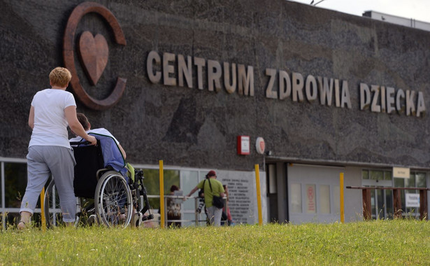 Pielęgniarki z CZD odkładają referendum dla dobra pacjentów