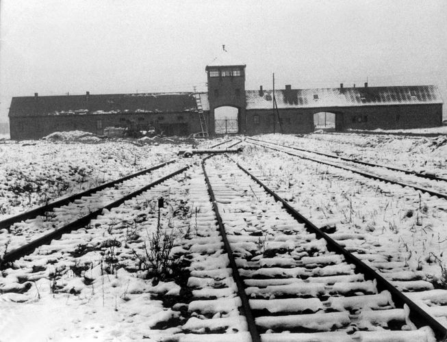 Fabryka śmierci podczas pracy... Fotografia wykonana w 1941 roku