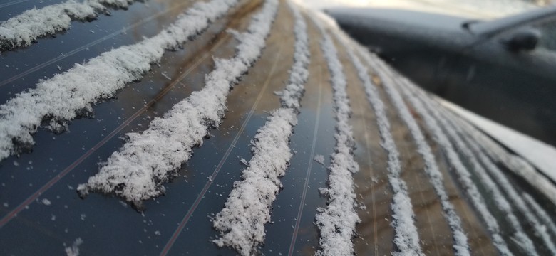 Ukryta funkcja w samochodzie. Odśnieżanie może być o wiele łatwiejsze