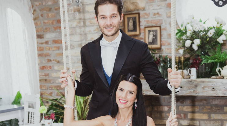 A színész-énekes VerébTamás és párja, Klajkó Szandra kimondta a boldogító igent. Fotó: Profimedia