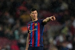 Trener Barcelony: Robert Lewandowski zawsze robi różnicę
