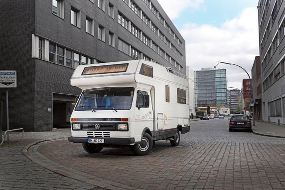 Volkswagen LT31 D Karmann Distance Wide - 11,0 l/100 km