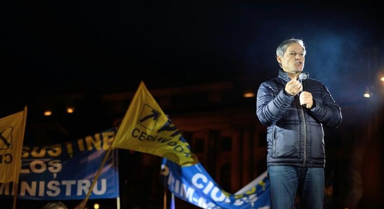 Romanian Prime Minister Dacian Ciolos speaks during a meeting of the National Liberal Party (PNL) in Bucharest, on November 6, 2016