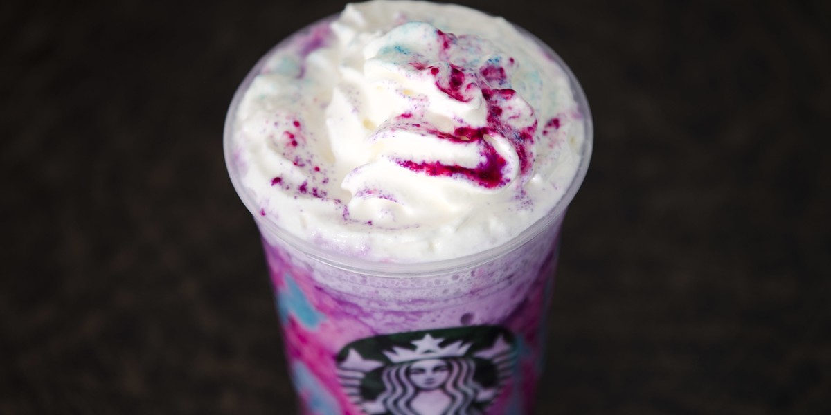 Unicorn Frappuccino, które okazało się być wiosennym hitem Starbucksa w USA