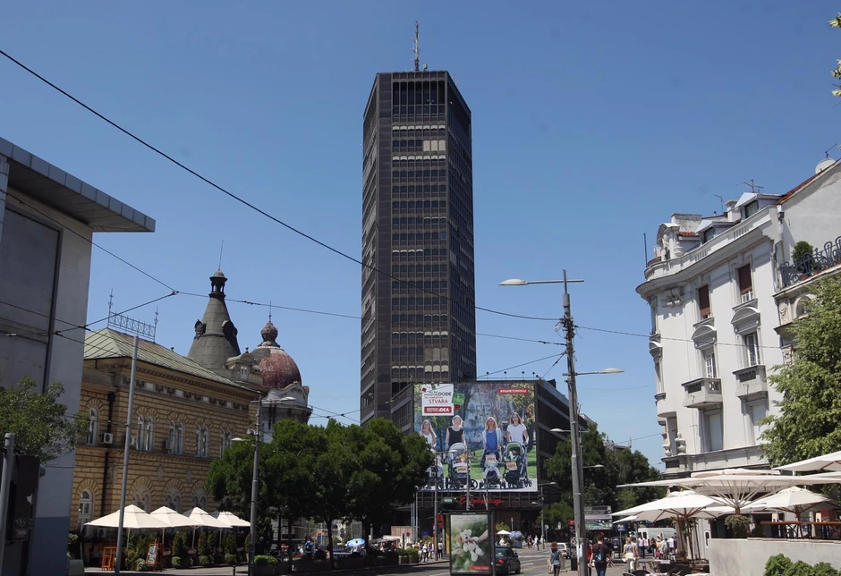 Kada je podignuta, bila je poslednja reč građevinarstva i tehnike, pa neko vreme i najviša zgrada na Balkanu