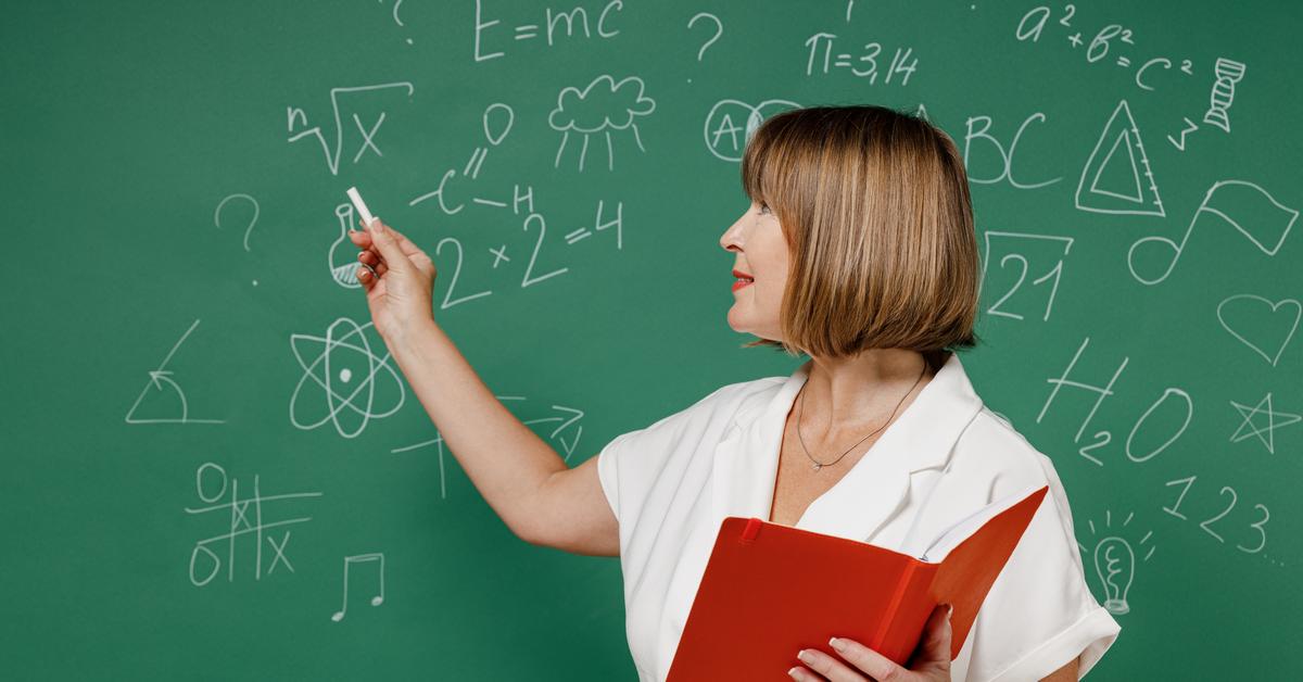 MEN nie przejmie wypłat pensji nauczycieli. Wiceminister Kiepura: „Centralizacja zaszkodzi wszystkim”