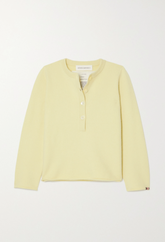 Pull raccourci en cachemire mélangé (87% de cachemire) «N°182 Ema» de Extreme Cashmere, environ 296 francs, via Net-A-Porter.