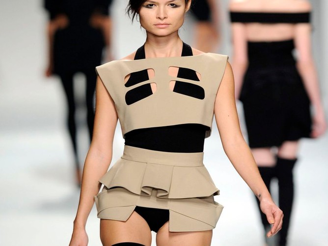 Śmiałe kolekcje wiosna-lato 2011 na Portugal Fashion Week