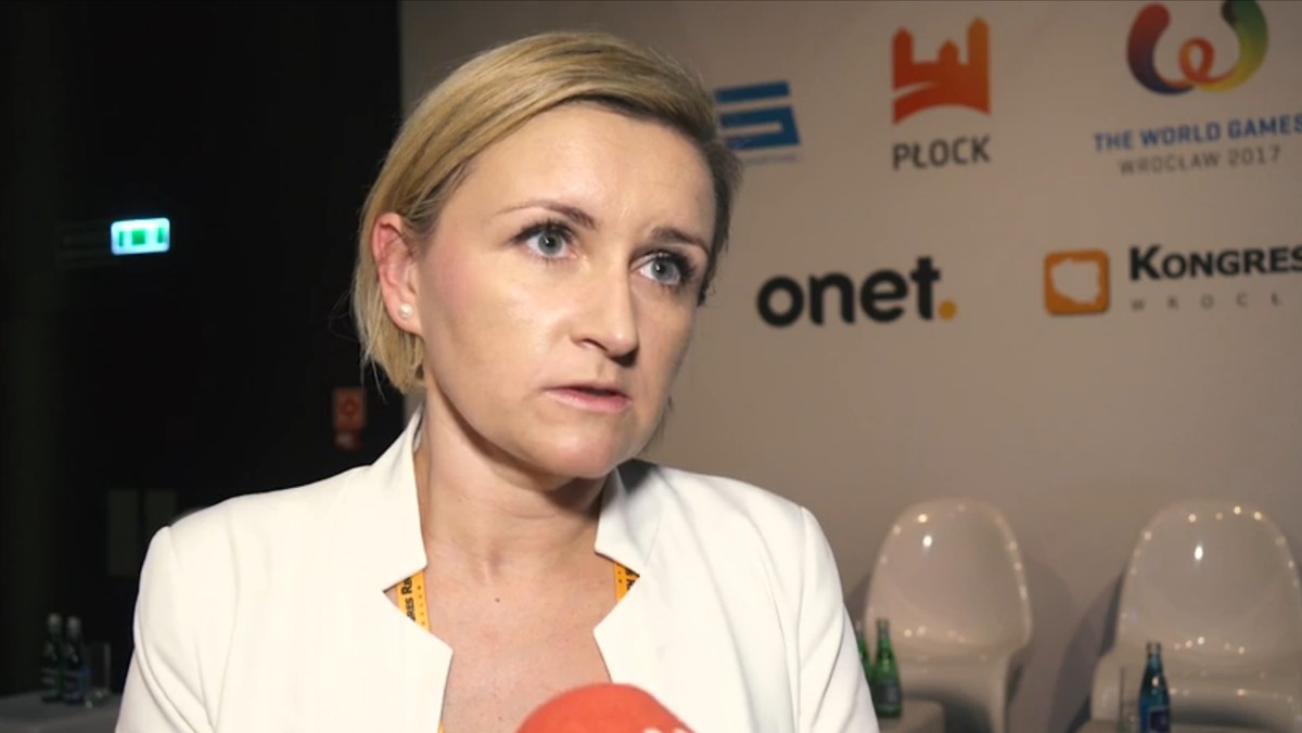 Katarzyna Król, była wiceprezydent Krakowa ds. edukacji, została dyrektorem ds. ekonomicznych w Miejskim Przedsiębiorstwie Energetyki Cieplnej. Sto procent udziałów w spółce ma miasto. Stanowisko, które objęła Król, zostało utworzone siedem dni przed podpisaniem z nią umowy.