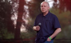 Kuba Sienkiewicz murem za medykami. Mocno dostało się PiS